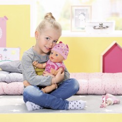 Кукла Baby Born Серии Нежные Объятия - Очаровательная Малышка фото-10
