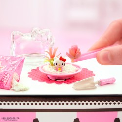 Игровой набор Miniverse серии Sanrio S2 – Создай стиль вместе с Хеллоу Китти и друзьями фото-2