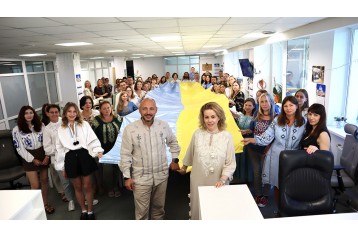 Продаж дитячих іграшок оптом гуртом від KIDDISVIT | kiddisvit